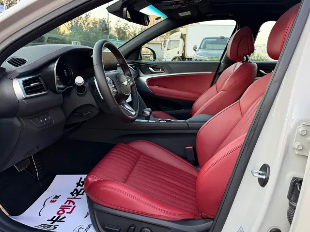 Genesis G70 — Фото автомобиля 13
