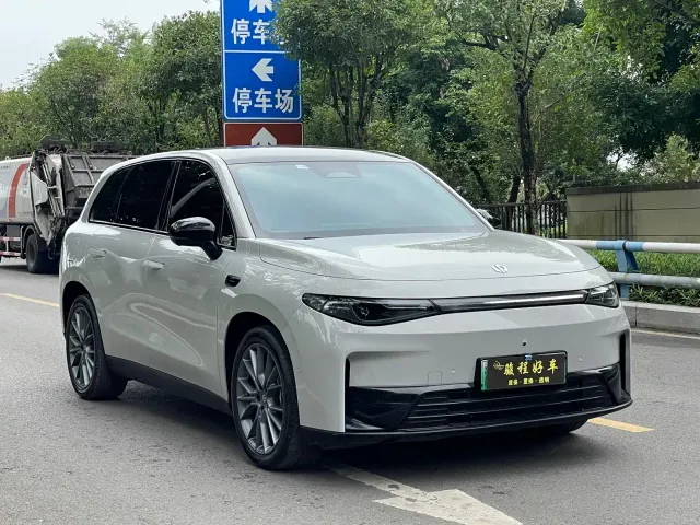 Leapmotor C10 — Фото автомобиля 3