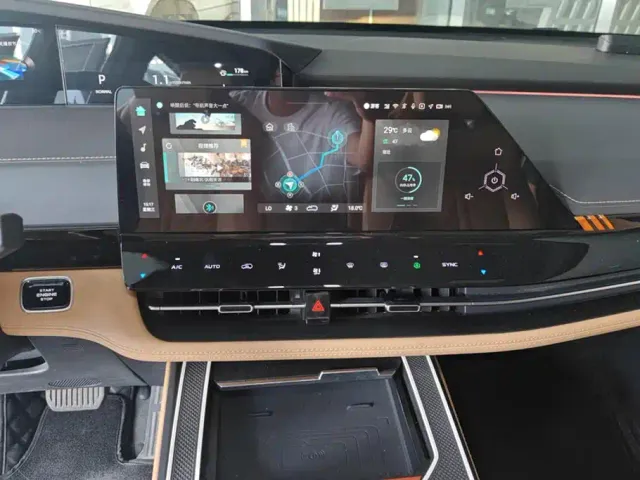 Changan Changan UNI-K 2021 2.0T Premium — Фото автомобиля 13