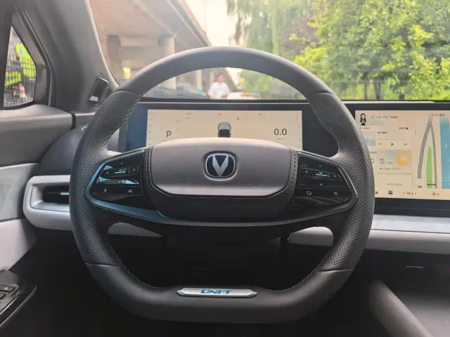 Changan UNI-T — Фото автомобиля 13