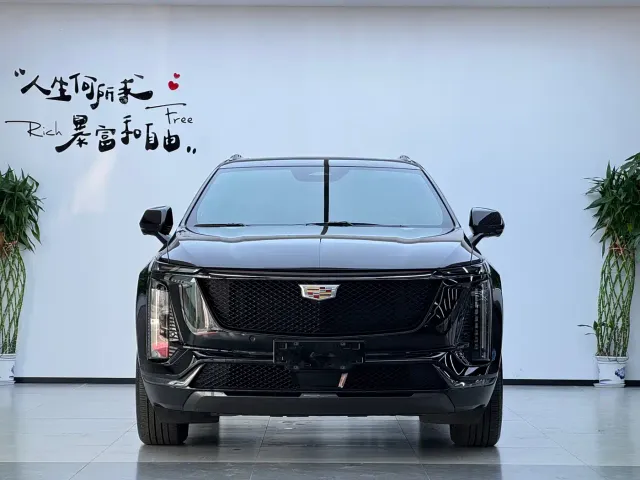 Cadillac XT5 — Фото автомобиля 2