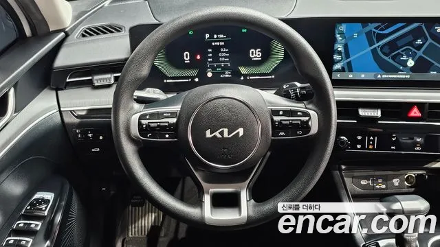 Kia K5 — Фото автомобиля 15