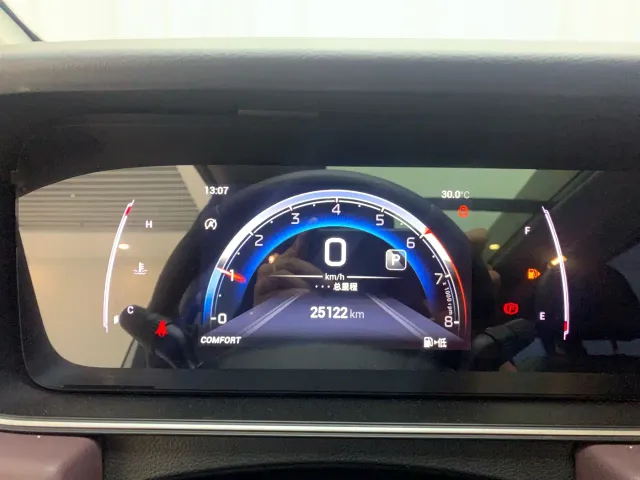 GAC Trumpchi M6 — Фото автомобиля 15