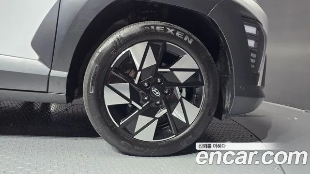 Hyundai Kona SX2 — Фото автомобиля 6