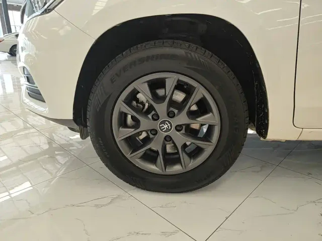 BYD Song — Фото автомобиля 22