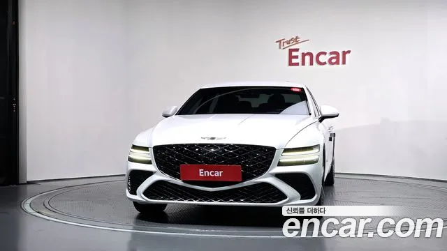 Genesis G80 RG3 — Фото автомобиля 3