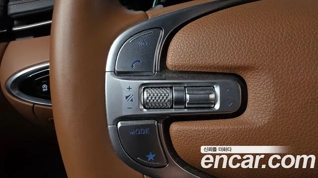 Genesis GV70 — Фото автомобиля 23