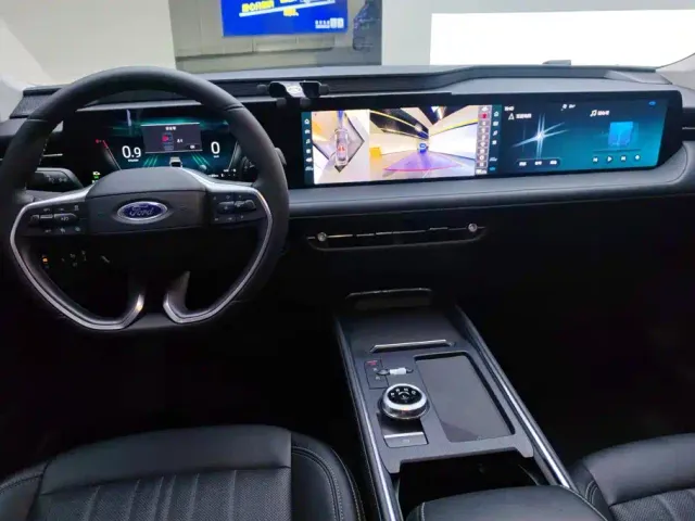 Ford Mondeo — Фото автомобиля 12