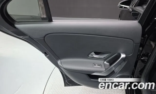 Mercedes-Benz A-Class W177 — Фото автомобиля 14