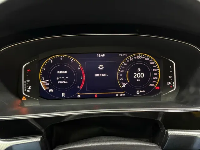 Volkswagen Passat — Фото автомобиля 19