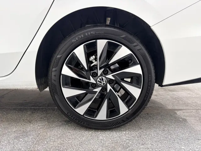 Volkswagen Sagitar — Фото автомобиля 5