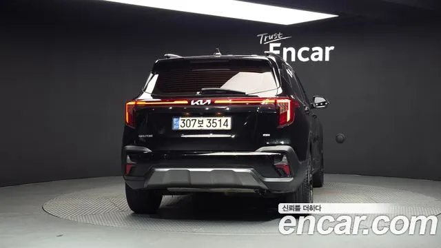 Kia Seltos — Фото автомобиля 4