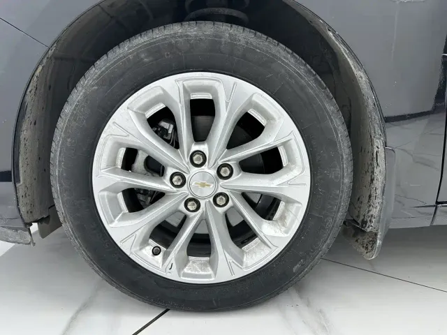 Chevrolet Monza — Фото автомобиля 12