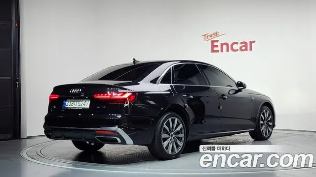 Audi A4 — Фото автомобиля 2