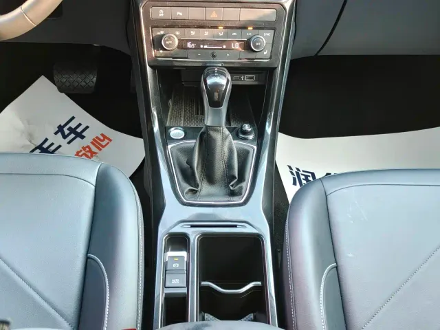 Volkswagen Tharu — Фото автомобиля 12