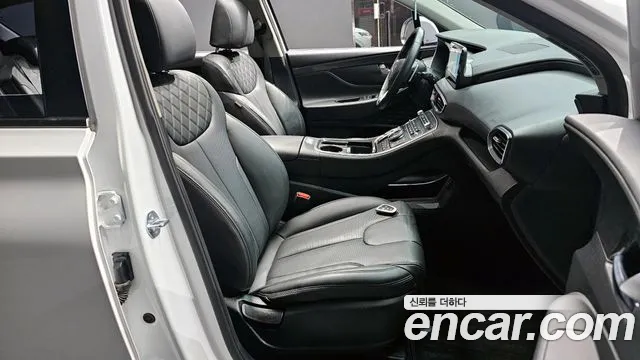 Hyundai Santafe Новый Santa Fe Дизель 2.2 4WD — Фото автомобиля 10