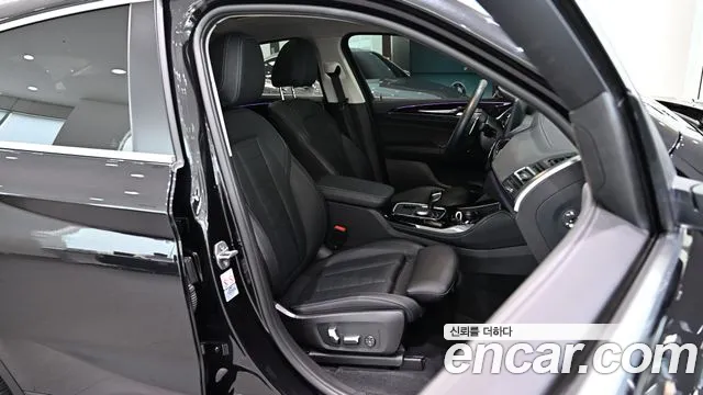 BMW X4 — Фото автомобиля 11