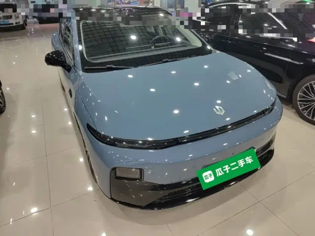 Leapmotor B01 — Фото автомобиля 3