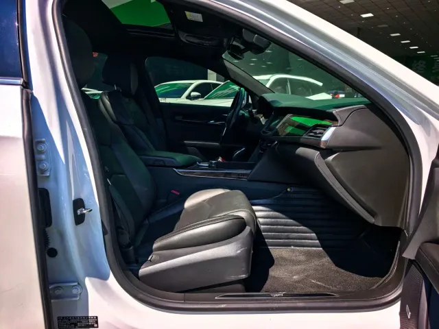 Cadillac CT6 — Фото автомобиля 13