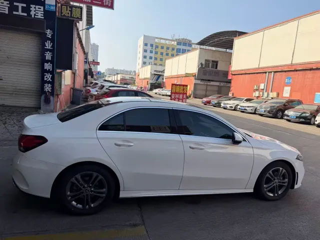Mercedes-Benz A-Class — Фото автомобиля 5