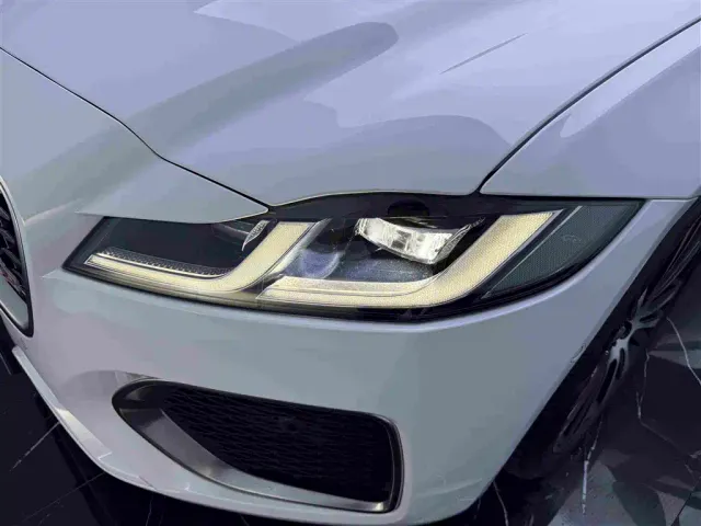 Jaguar XFL — Фото автомобиля 20