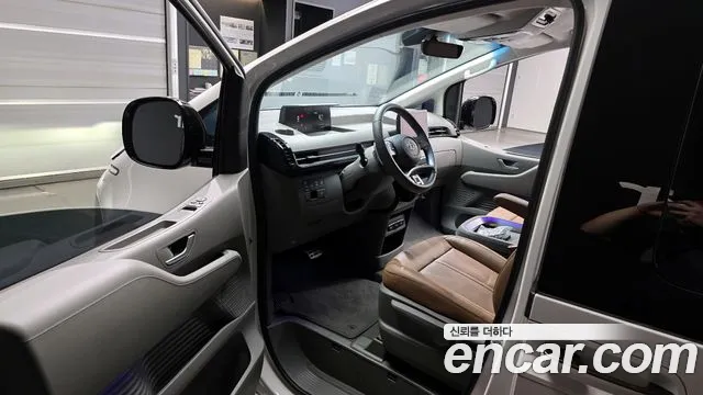 Hyundai Staria — Фото автомобиля 10