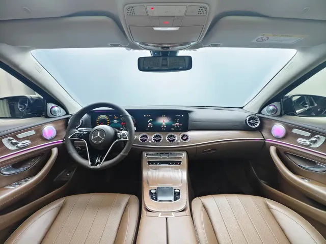 Mercedes-Benz E-Class — Фото автомобиля 14