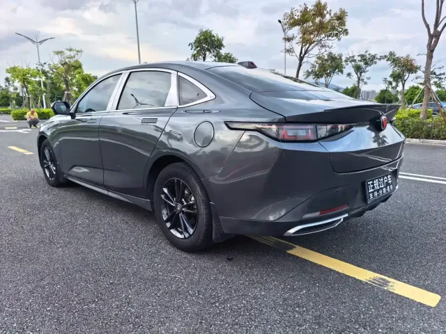 Changan Lamore — Фото автомобиля 21