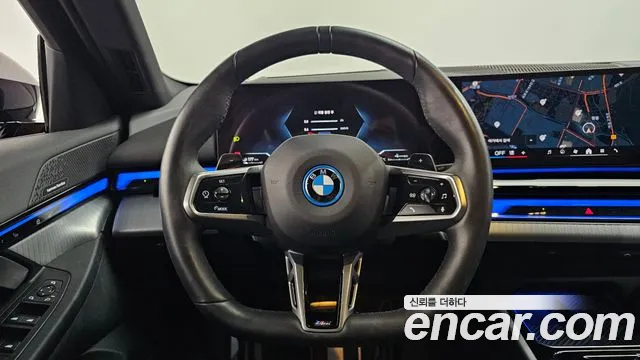 BMW 5 Series — Фото автомобиля 19