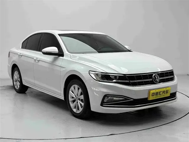 Volkswagen Bora 2021 1.5L Automatic Comfort Smart Edition — Фото автомобиля 3