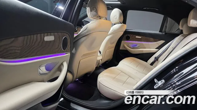 Mercedes-Benz E-Class W213 — Фото автомобиля 11