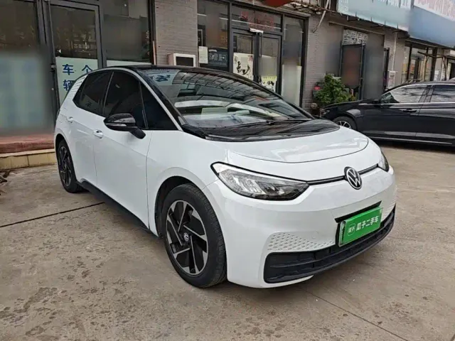 Volkswagen ID.3 — Фото автомобиля 3