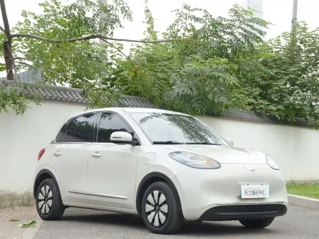 Wuling Bingo — Фото автомобиля 3