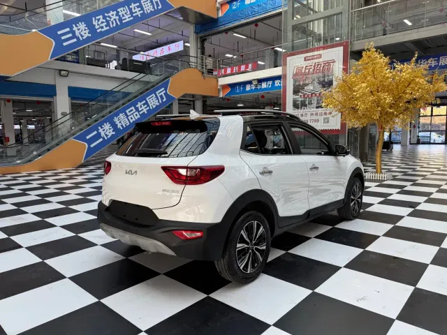 Kia KX1 — Фото автомобиля 6