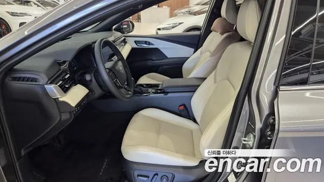 Toyota Camry XV80 — Фото автомобиля 10