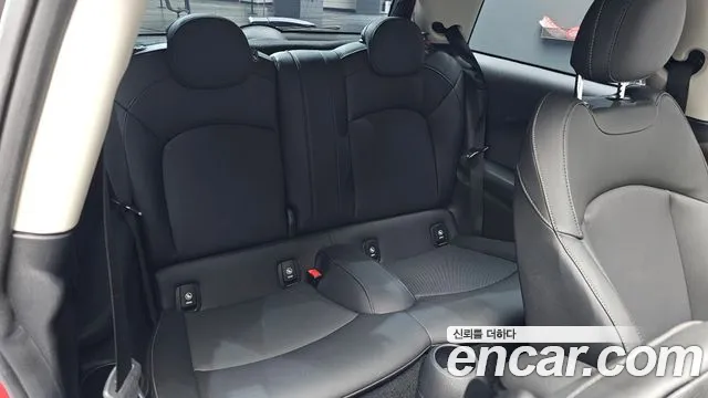 Mini Cooper Cooper Classic Plus — Фото автомобиля 12