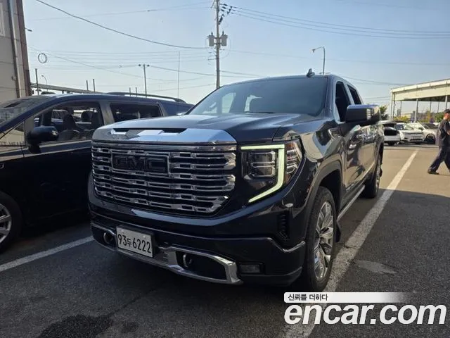 Фотография автомобиля — GMC Sierra