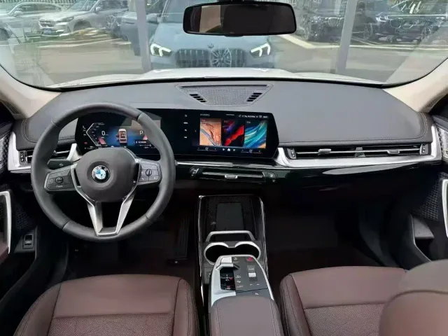 BMW X1 — Фото автомобиля 6