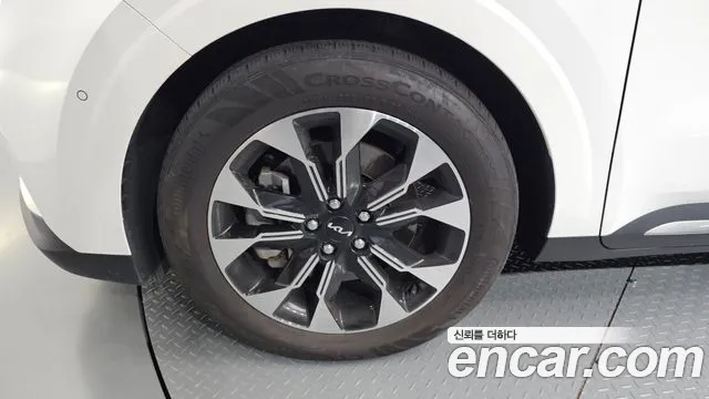 Kia Canival Carnival 4 поколение Бензин 7 мест Signature — Фото автомобиля 5