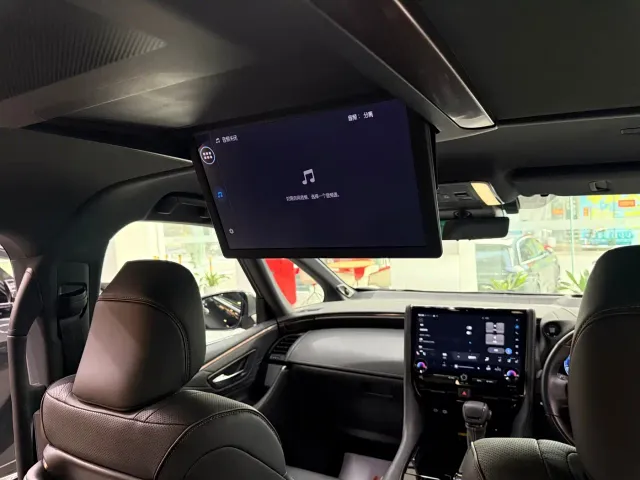 Toyota Alphard — Фото автомобиля 13