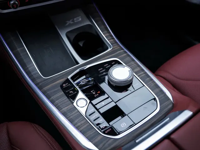 BMW X5 — Фото автомобиля 15