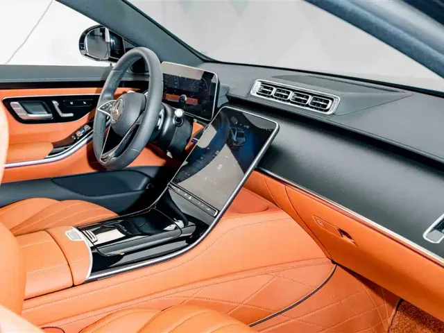 Mercedes-Benz S-Class — Фото автомобиля 16