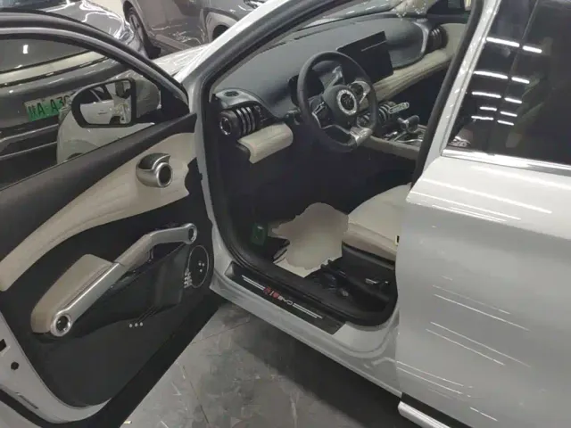 BYD Yuan PLUS — Фото автомобиля 15