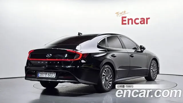 Hyundai Sonata — Фото автомобиля 2