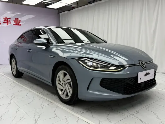 Volkswagen Lamando — Фото автомобиля 3