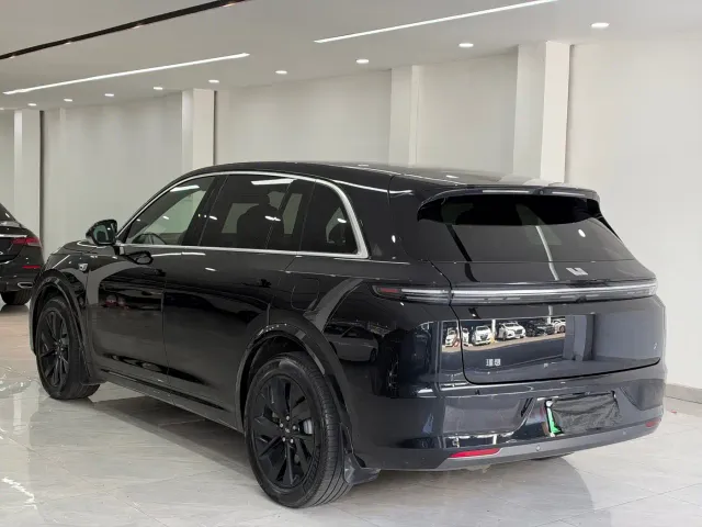 Li Auto L7 — Фото автомобиля 6