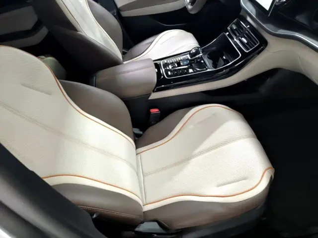 BYD Qin PLUS — Фото автомобиля 24