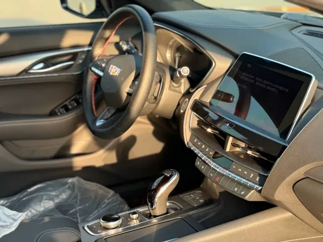 Cadillac CT5 — Фото автомобиля 23