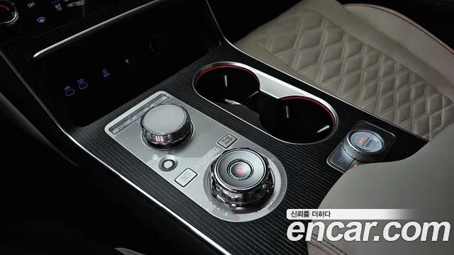 Genesis GV80 — Фото автомобиля 7