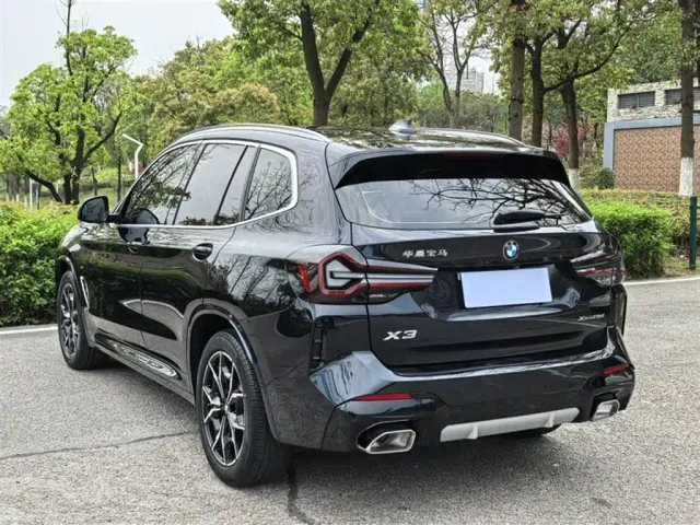 BMW X3 — Фото автомобиля 4